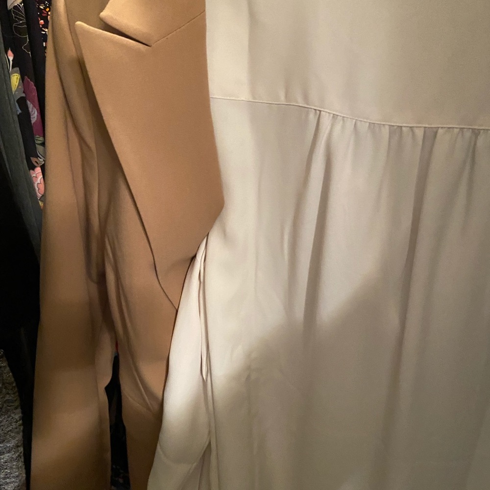 Nine West Camel Color Button Front Blazer Size 6 … - image 7